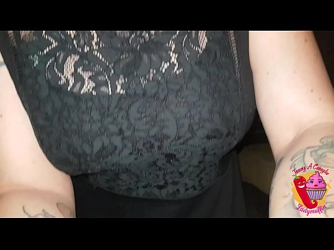 ❤️ Uma meia-irmã ordinária dá-lhe um broche e espanhol ❤️❌ Porno em nós ❤